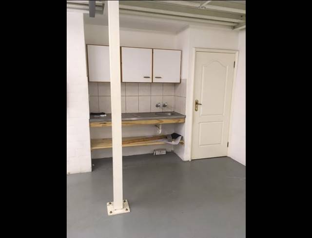 173M² FACTORY RENTED IN DIEP RIVER